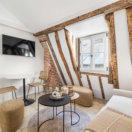 Appartement Amazing Historical Parisien Loft Next To Louvre Area ! Extérieur photo