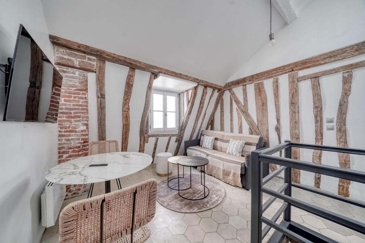 Appartement Amazing Historical Parisien Loft Next To Louvre Area ! Extérieur photo
